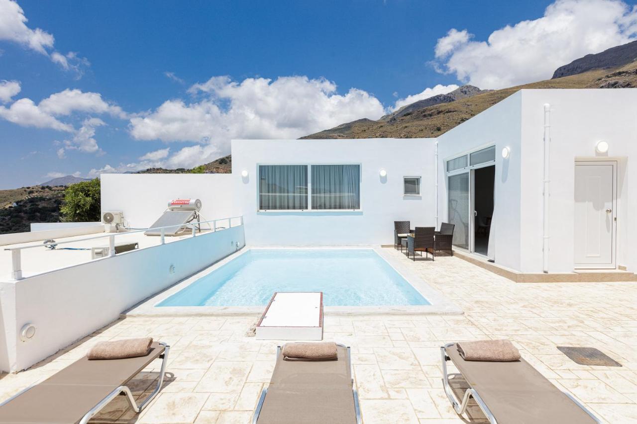 Villa Petres *